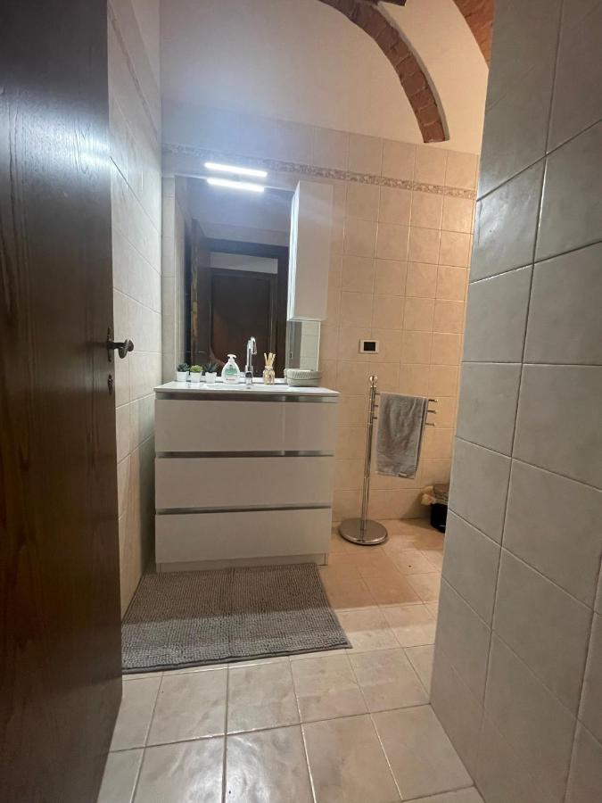 Casa Vacanza Villaggio Poggio Rosso أريتسو المظهر الخارجي الصورة